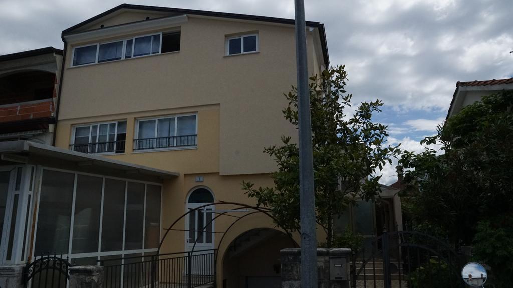 רוביני Apartments Divina מראה חיצוני תמונה